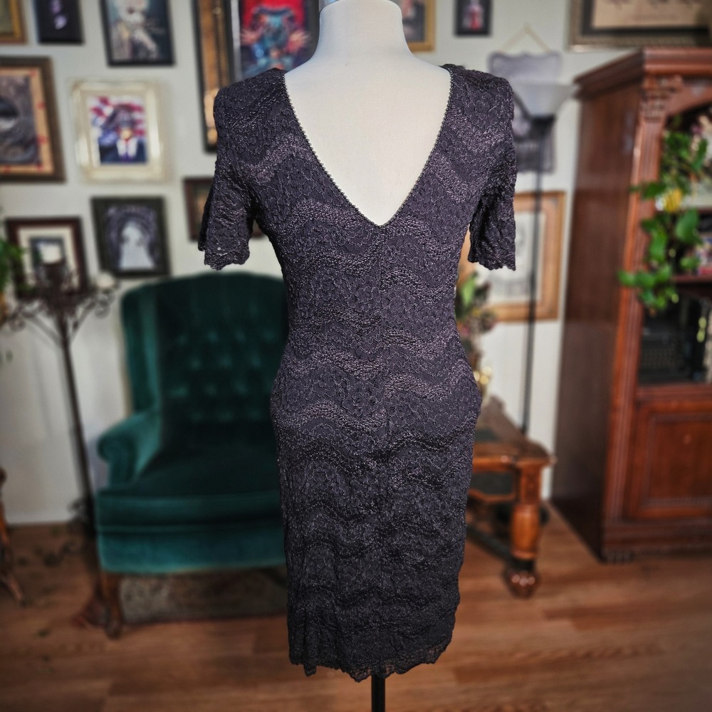Vintage 80s Black Lace Bodycon Cocktail Dress Short‎ Sleeve V-Back Beaded Trim - Picture 4 of 7